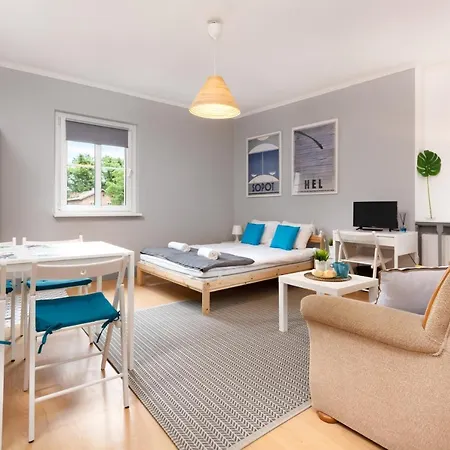 Apartment Niepodleglosci By Renters